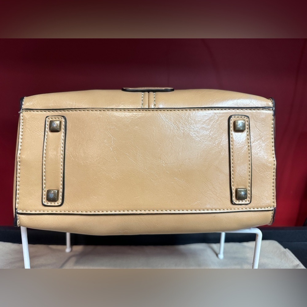 Simply Noelle Small Tan or Light Brown Faux Leather Double Handle Handbag - Picture 4 of 16